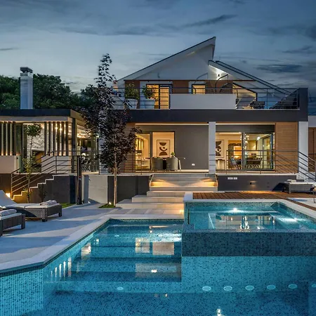 Bonavia Zadarvillas * Zara