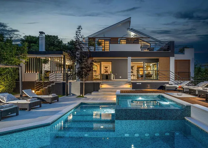 Bonavia Zadarvillas * 扎达尔